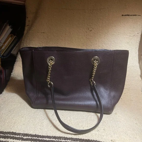 Coach Women's Pebbled Turnlock Chain Tote 57107 - Picture 4 of 9